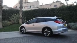 Honda Civic IX Tourer - galeria redakcyjna - lewy bok