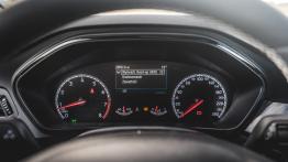 Ford Focus ST 2.3 Ecoboost 280 KM - galeria redakcyjna - inny element panelu przedniego