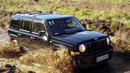 Jeep Patriot - galeria redakcyjna (2) - prawy bok