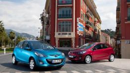 Mazda 2 Facelifting - wersja 5-drzwiowa - widok z przodu