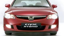 Honda Civic Hybryda - przód - reflektory włączone