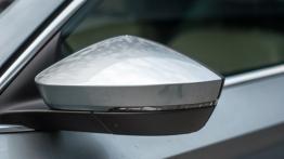 Skoda Superb 1.4 TSI 150 KM - galeria redakcyjna - lewe lusterko zewnętrzne, przód