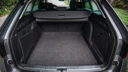 Skoda Superb Combi 2.0 TDI 190 KM - galeria redakcyjna - bagażnik