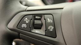 Opel Corsa E 5d 1.0 Ecotec 115KM - galeria redakcyjna - sterowanie w kierownicy