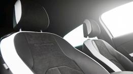 Seat Leon III SC Cupra 2.0 TSI 280KM - galeria redakcyjna - fotel pasażera, widok z przodu