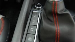 Volkswagen Amarok Canyon - galeria redakcyjna - panel sterowania na tunelu środkowym