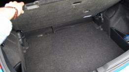 Toyota Auris II Hatchback 5d Valvematic 130 132KM - galeria redakcyjna - bagażnik, akcesoria