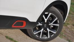Citroen C5 Aircross 1.6 PureTech 181 KM - galeria redakcyjna - prawy bok