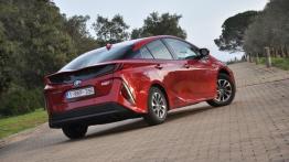 Toyota Prius Plug-in Hybrid – tak bardzo inna