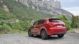 Mazda CX-5 II generacji – klasyczna elegancja