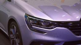 Frankfurt Motor Show 2015 - Francja, elegancja