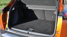 Peugeot 2008 II - galeria redakcyjna - ty? - baga?nik otwarty