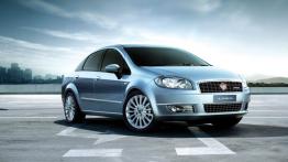 Fiat Linea - widok z przodu