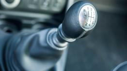 Dacia Duster Blackstorm 4X4 1.5 dCi 110 KM - galeria redakcyjna - dźwignia zmiany biegów