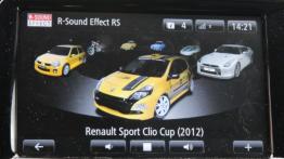 Renault Clio IV RS Turbo 200KM - galeria redakcyjna - ekran systemu multimedialnego