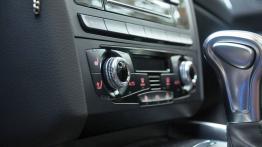 Audi Q5 SUV Facelifting 2.0 TDI 177KM - galeria redakcyjna - panel sterowania wentylacją i nawiewem