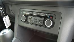 Volkswagen Amarok Canyon - galeria redakcyjna - panel sterowania wentylacją i nawiewem