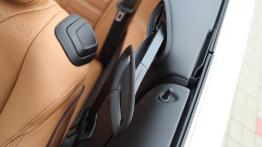 Opel Cascada - galeria redakcyjna - podajnik pasa