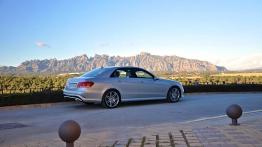Mercedes Klasa E W212 Facelifting - galeria redakcyjna - widok z tyłu