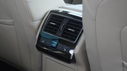 Skoda Superb 2.0 TDI 190 KM - galeria redakcyjna - nawiew z ty?u