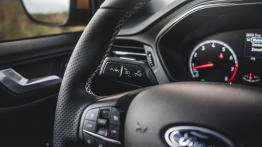 Ford Focus ST 2.3 Ecoboost 280 KM - galeria redakcyjna - inny element panelu przedniego