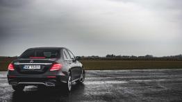 Mercedes na torze w Bednarach - prezentacja dynamiczna