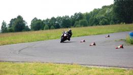 Wyższa szkoła jazdy Suzuki - prędkość może być bezpieczna