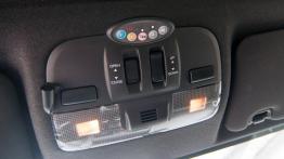 Subaru WRX STI 2.5 300KM - galeria redakcyjna - panel sterowania w podsufitce