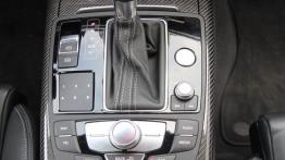 Audi RS7 Sportback 4.0 TFSI 560KM - galeria redakcyjna - tunel środkowy między fotelami