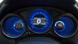 Citroen C4 II Hatchback 5d 2.0 HDi 150KM - galeria redakcyjna - komputer pokładowy