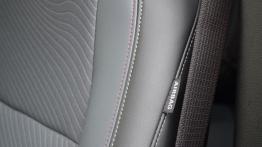 Opel Mokka SUV 1.4 Turbo Ecotec 140KM - galeria redakcyjna - fotel kierowcy, widok z przodu