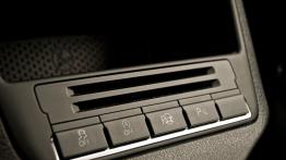 Volkswagen Tiguan SUV Facelifting 1.4 TSI BlueMotion 160KM - galeria redakcyjna - konsola środkowa