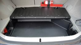 Toyota Prius IV Hatchback Facelifting 1.8 HSD 136KM - galeria redakcyjna - bagażnik, akcesoria