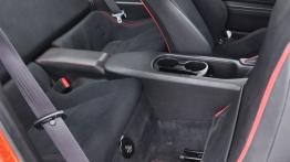Toyota GT86 Coupe 2.0 Boxer 200KM - galeria redakcyjna - tylna kanapa