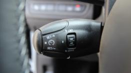 Peugeot 2008 - galeria redakcyjna - manetka do sterowania tempomatem