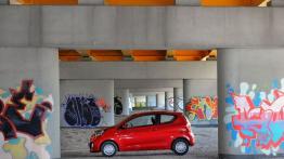 Kia Picanto 2011 - wersja 3-drzwiowa - lewy bok