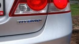 Honda Civic 4d Hybrid - prawy tylny reflektor - wyłączony