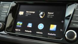 Skoda Fabia III Hatchback 1.0 MPI - galeria redakcyjna - ekran systemu multimedialnego