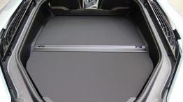 BMW i8 362KM - galeria redakcyjna - bagażnik, akcesoria