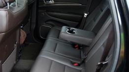 Jeep Grand Cherokee IV Facelifting - galeria redakcyjna - tylna kanapa
