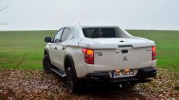 Mitsubishi L200 - galeria redakcyjna - widok z tyłu
