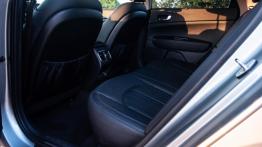 Kia Optima Kombi PHEV 2.0 GDi 205 KM - galeria redakcyjna - tylna kanapa