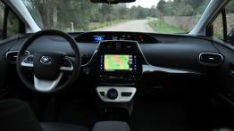 Toyota Prius Plug-in Hybrid – tak bardzo inna