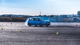 Ford Focus RS - niebieski terrorysta