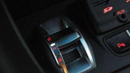 Alfa Romeo Giulietta 2.0 JTDM TCT - galeria redakcyjna - przełącznik do sterowania trybami jazdy