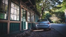 Skoda Superb Combi 2.0 TDI 190 KM - galeria redakcyjna - widok z tyłu