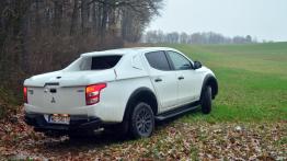 Mitsubishi L200 - galeria redakcyjna - widok z tyłu