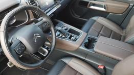 Citroen C5 Aircross 1.6 PureTech 181 KM - galeria redakcyjna - widok ogólny wn?trza z przodu