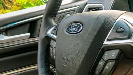 Ford Edge Vignale 2.0 EcoBlue 238 KM - galeria redakcyjna - widok ogólny wn?trza z przodu