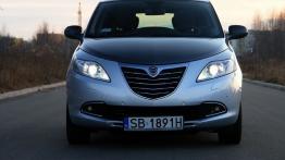 Lancia Ypsilon IV Hatchback 5d 1.3 Multijet 16v 95KM - galeria redakcyjna 2 - przód - reflektory włą